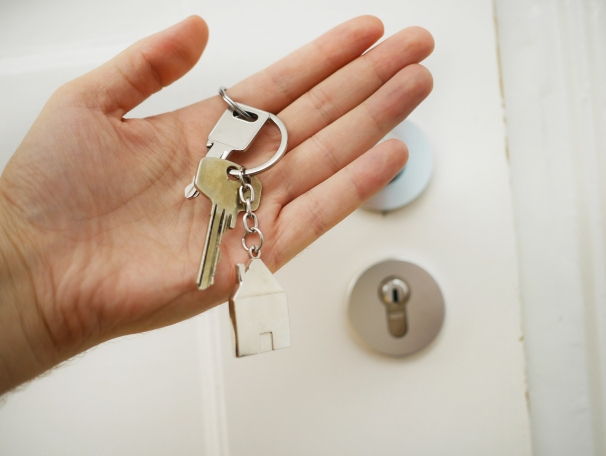 https://SusanPalmer.StopRentingStartOwning.com